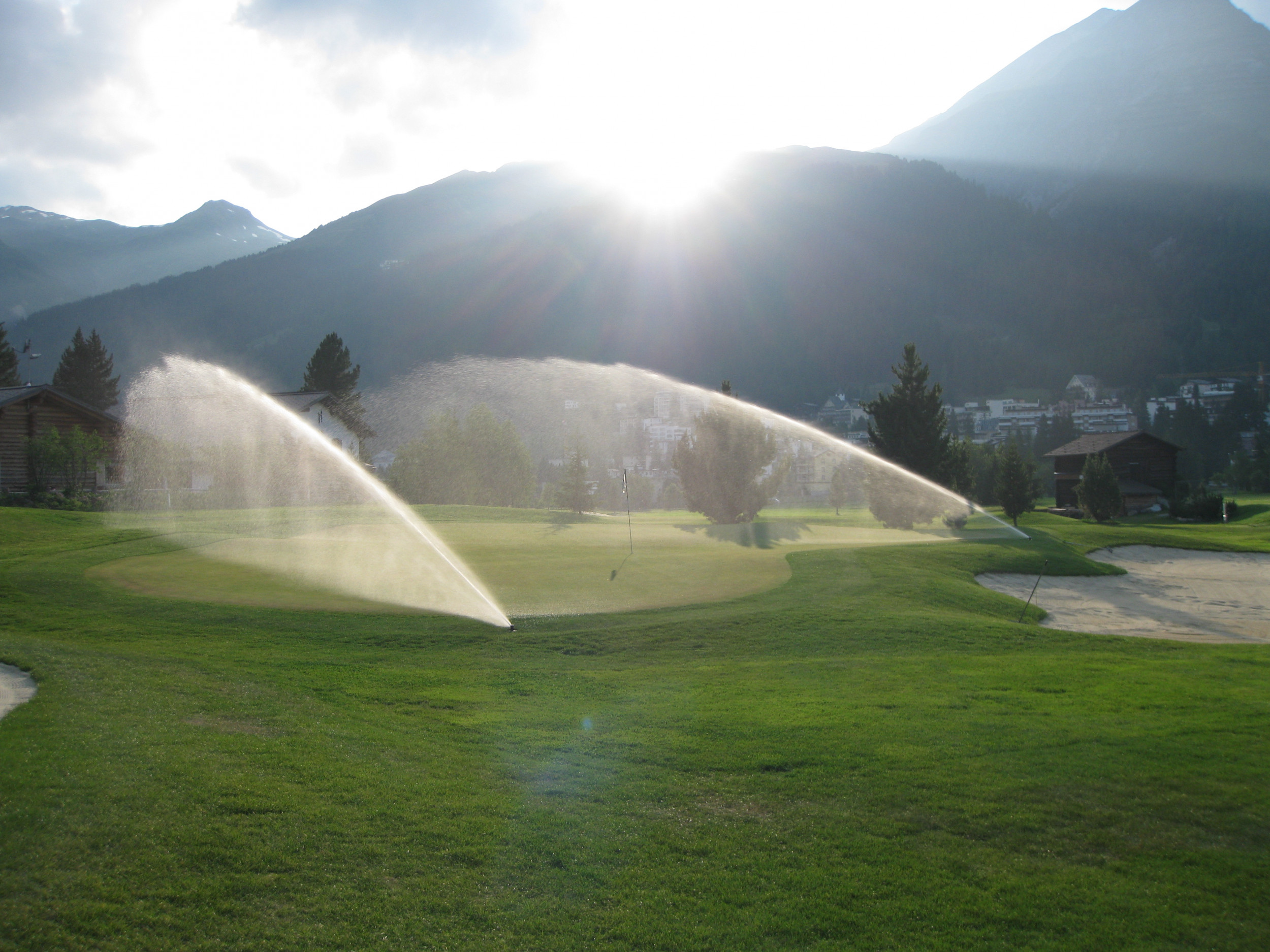 Golfplatz Golf Bewässerung Beregnung Davos